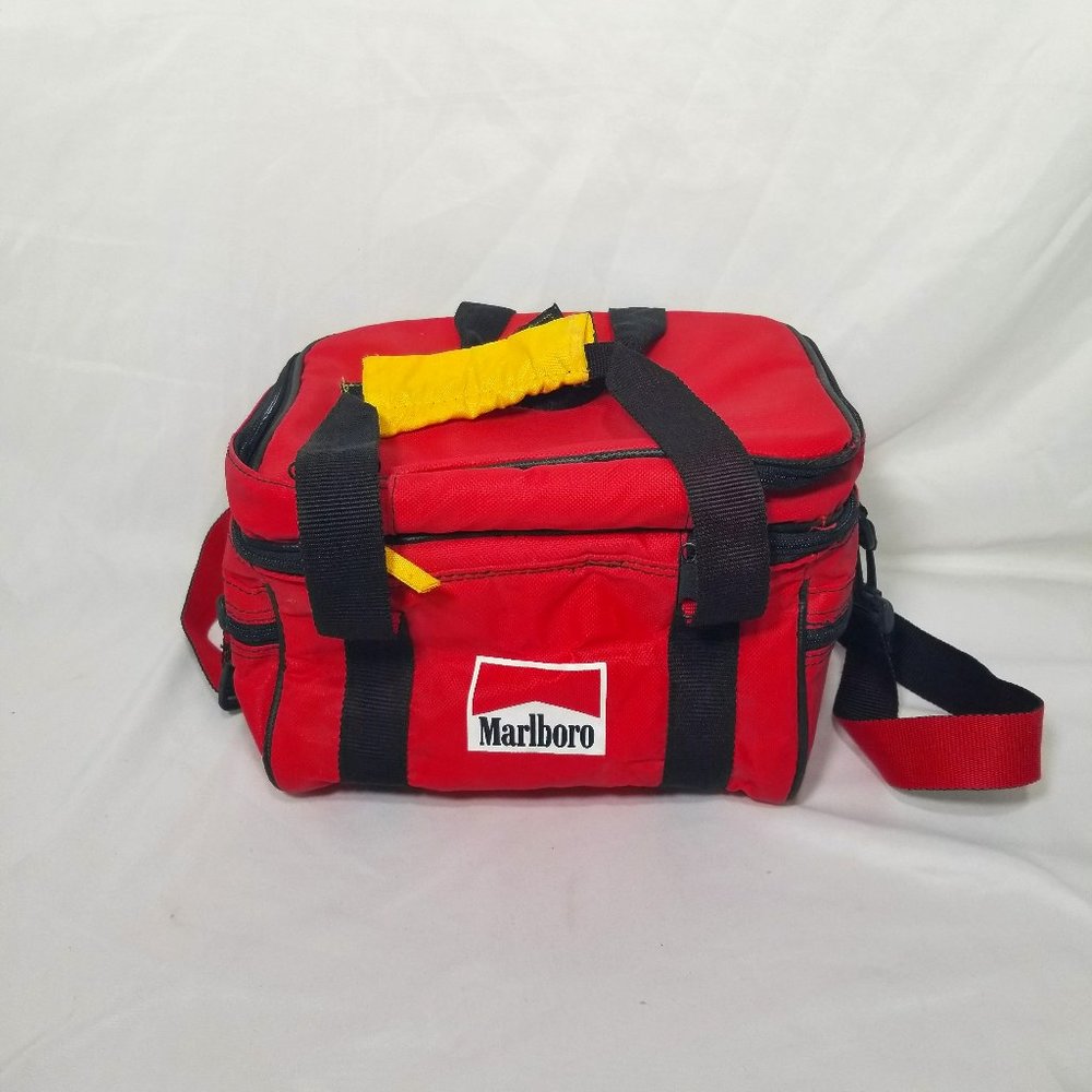 Vintage 90’s Marlboro Red Insulated Travel Cooler Lunch Bag Soft Sided **READ**